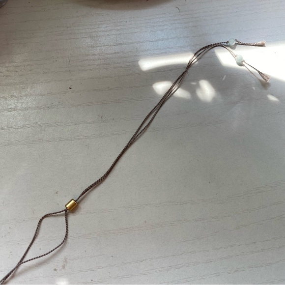 NWOT String Gem Necklace - Picture 3 of 6